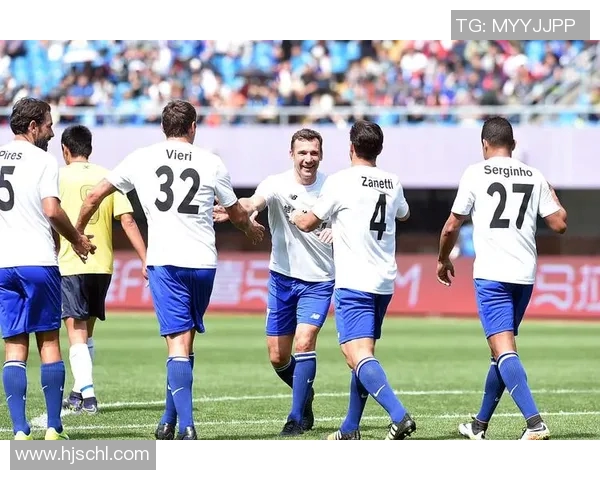 的士速递4足球明星:一场激情四溢的绿茵场冒险之旅 的士速递4足球明星:一场激情四溢的绿茵场冒险之旅